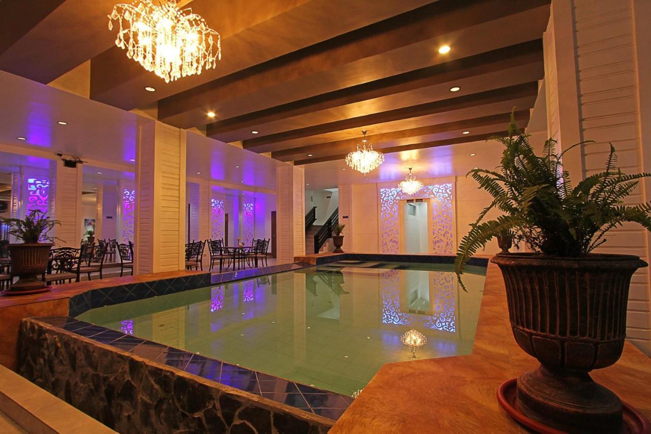 Bergamo Hotel Lingayen Exterior foto
